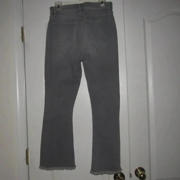 LOFT High Waist Flare Crop Gray Frayed Jeans Size 8 - Picture 3 of 8